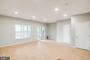 12476 Casbeer Dr, Fairfax, VA 22033 - Photo 30
