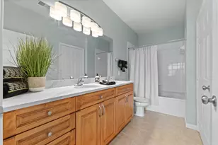 12949 Centre Park Cir, Herndon, VA 20171 - Photo 16