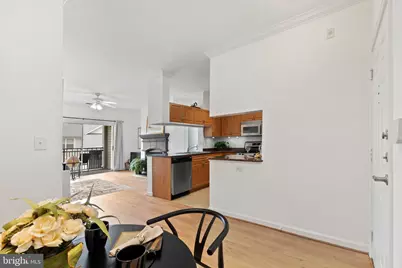 12949 Centre Park Circle #404, Herndon, VA 20171 - Photo 4
