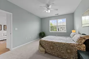 12949 Centre Park Cir, Herndon, VA 20171 - Photo 14