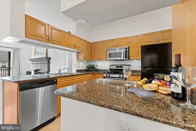 12949 Centre Park Circle #404, Herndon, VA 20171 - Photo 6