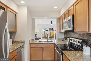 8230 Carrleigh Pkwy, Springfield, VA 22152 - Photo 8