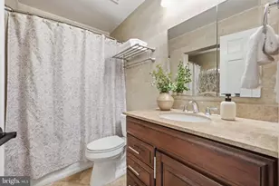8230 Carrleigh Pkwy, Springfield, VA 22152 - Photo 20