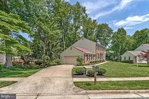 8422 Blevins Way Ct, Vienna, VA 22182 - Photo 4