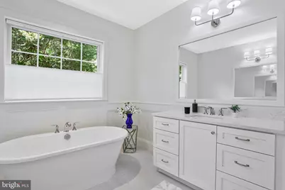 1712 East Avenue, McLean, VA 22101 - Photo 52