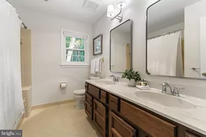 9200 Ripple Brook Road, Great Falls, VA 22066 - Photo 28