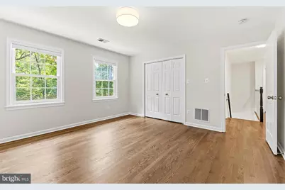 9200 Ripple Brook Road, Great Falls, VA 22066 - Photo 26