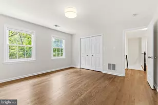 9200 Ripple Brook Rd, Great Falls, VA 22066 - Photo 26