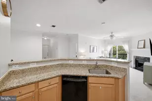 13363 Connor Dr, Centreville, VA 20120 - Photo 14