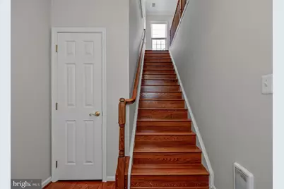 4619 Hummingbird Lane, Fairfax, VA 22033 - Photo 4