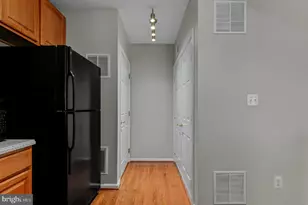 4619 Hummingbird Ln, Fairfax, VA 22033 - Photo 14