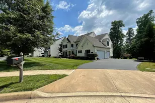 7920 N Park Street N, Dunn Loring, VA 22027 - Photo 4