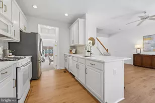 6140 Manchester Park Cir, Alexandria, VA 22310 - Photo 12