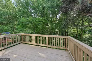 6140 Manchester Park Cir, Alexandria, VA 22310 - Photo 36