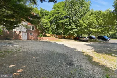 6025 Arlington Boulevard, Falls Church, VA 22044 - Photo 4
