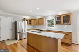 12531 Lieutenant Nichols Rd, Fairfax, VA 22033 - Photo 4
