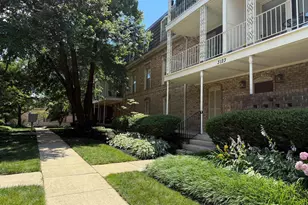 3123 Patrick Henry Dr, Falls Church, VA 22044 - Photo 2