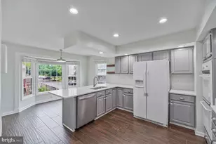 14718 Winterfield Ct, Centreville, VA 20120 - Photo 48