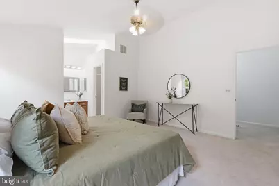 4262 Fox Lake Drive, Fairfax, VA 22033 - Photo 14
