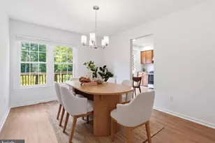 4262 Fox Lake Dr, Fairfax, VA 22033 - Photo 6