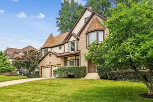 12607 Lake Normandy Ln, Fairfax, VA 22030 - Photo 2