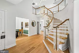 12607 Lake Normandy Ln, Fairfax, VA 22030 - Photo 6