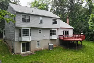 11438 Meath Dr, Fairfax, VA 22030 - Photo 10