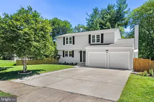 2851 Edgelea Rd, Vienna, VA 22181 - Photo 4