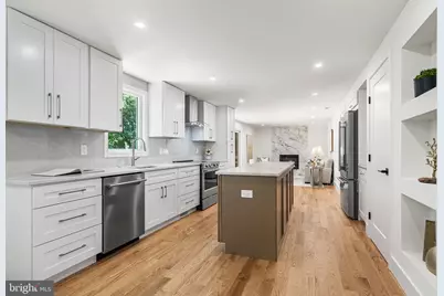 2851 Edgelea Road, Vienna, VA 22181 - Photo 16
