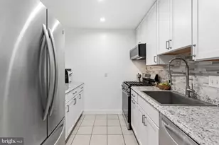 2907 Charing Cross Rd, Falls Church, VA 22042 - Photo 20