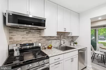 2907 Charing Cross Road #09/3, Falls Church, VA 22042 - Photo 22