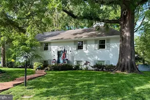 1014 Potomac Ln, Alexandria, VA 22308 - Photo 1