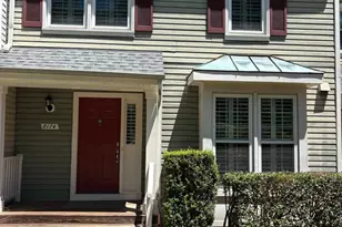 8174 Cliffview Ave, Springfield, VA 22153 - Photo 4