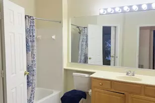 4137 Fountainside Ln, Fairfax, VA 22030 - Photo 8