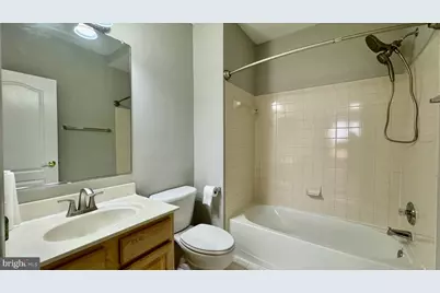 8915 Royal Hannah Lane, Fairfax, VA 22031 - Photo 30