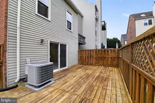 7589 Chrisland Cove, Falls Church, VA 22042 - Photo 32