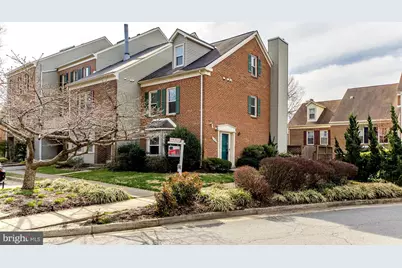 7589 Chrisland Cove, Falls Church, VA 22042 - Photo 2
