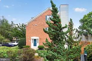 7589 Chrisland Cove, Falls Church, VA 22042 - Photo 36