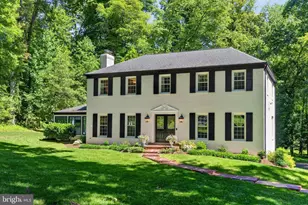 11312 Lapham Dr, Oakton, VA 22124 - Photo 2