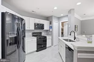 12461 Hayes Ct, Fairfax, VA 22033 - Photo 6