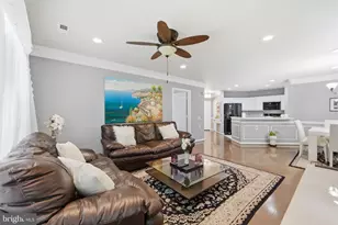 12461 Hayes Ct, Fairfax, VA 22033 - Photo 12