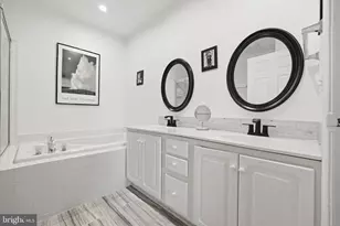 12461 Hayes Ct, Fairfax, VA 22033 - Photo 20