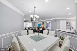 12461 Hayes Ct, Fairfax, VA 22033 - Photo 10