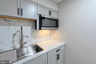 3225 Viscount Ct, Annandale, VA 22003 - Photo 22