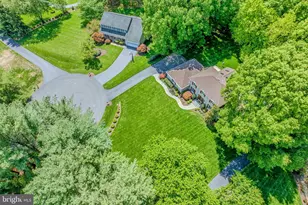 10904 Berryland Ct, Oakton, VA 22124 - Photo 48