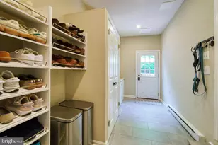 10904 Berryland Ct, Oakton, VA 22124 - Photo 20