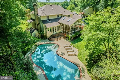 10904 Berryland Court, Oakton, VA 22124 - Photo 2