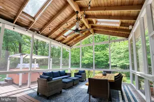 10904 Berryland Ct, Oakton, VA 22124 - Photo 36
