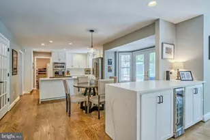 10904 Berryland Ct, Oakton, VA 22124 - Photo 14
