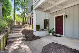 2205 Hunters Run Dr, Reston, VA 20191 - Photo 6